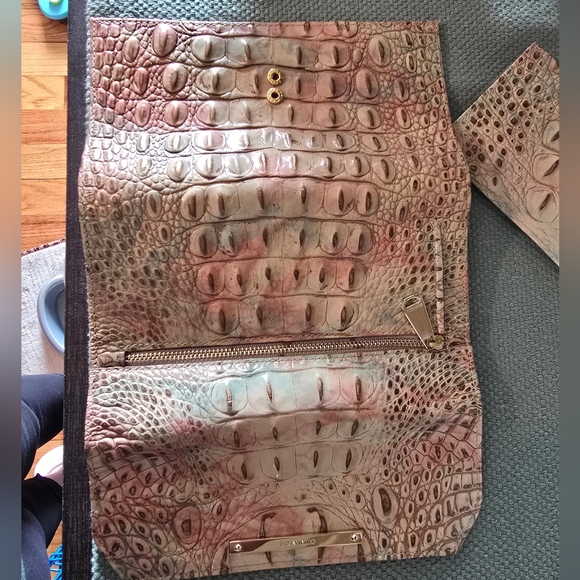 Brahmin Sandstone Soft Checkbook - Picture 7 of 12